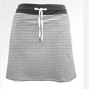 NWT Point Zero mini skirt